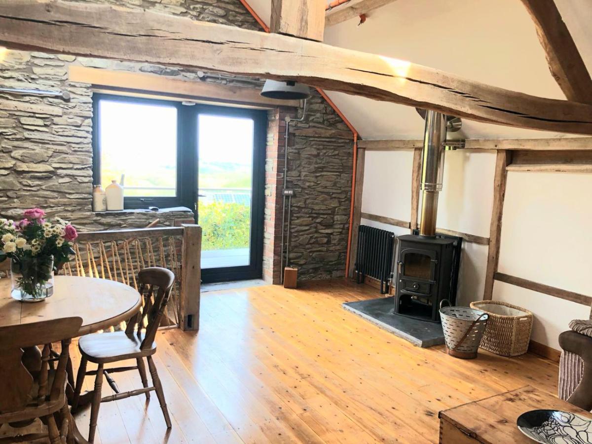 Hay Barn, Penrheol Farm, Unique Barn Conversion Билт-Уэлс Экстерьер фото
