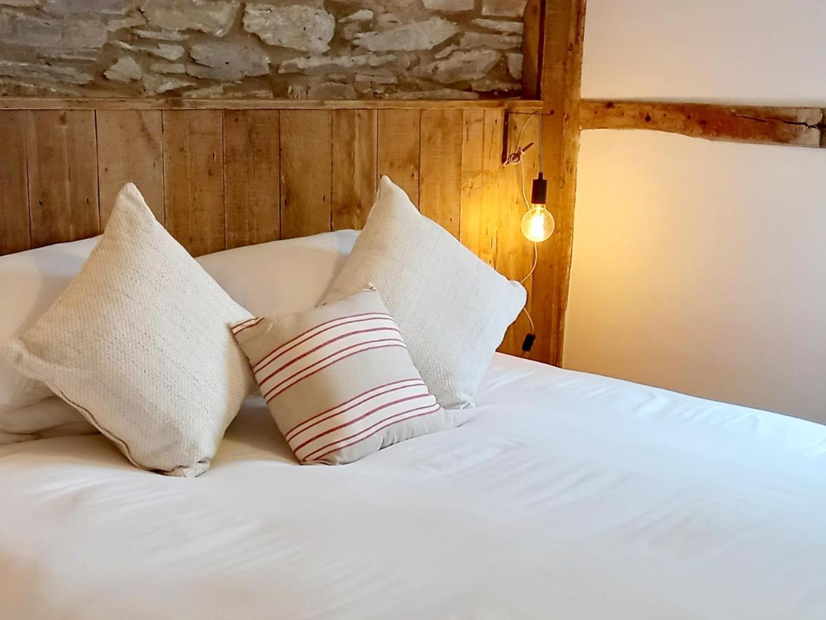 Hay Barn, Penrheol Farm, Unique Barn Conversion Билт-Уэлс Экстерьер фото